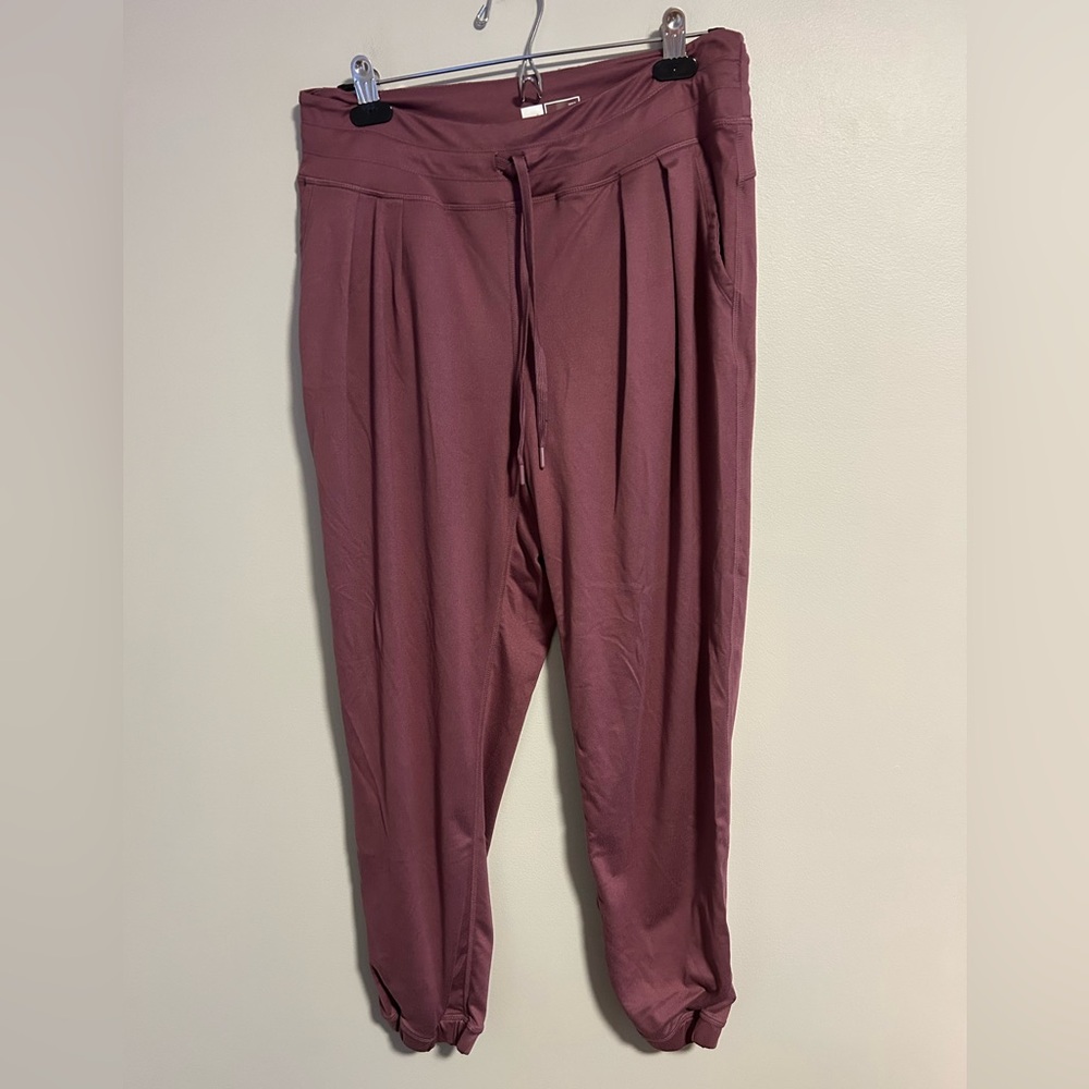 Lole large purple athletic joggers